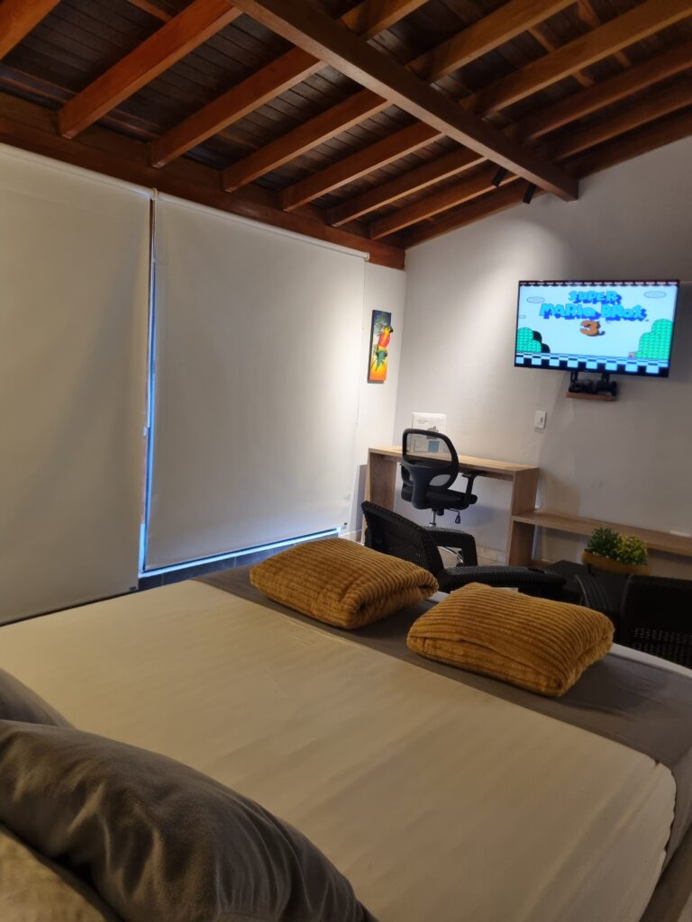 Loft Amanecer, hospedaje en Guatapé frente al embalse - foto 2